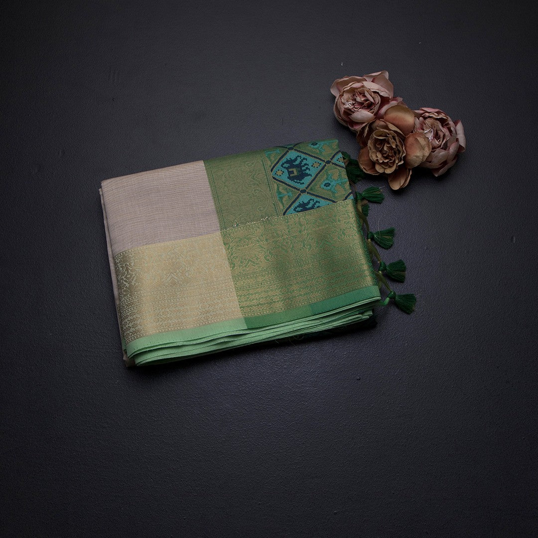 Raw Silk Cream Plain Saree With Zari Border 02