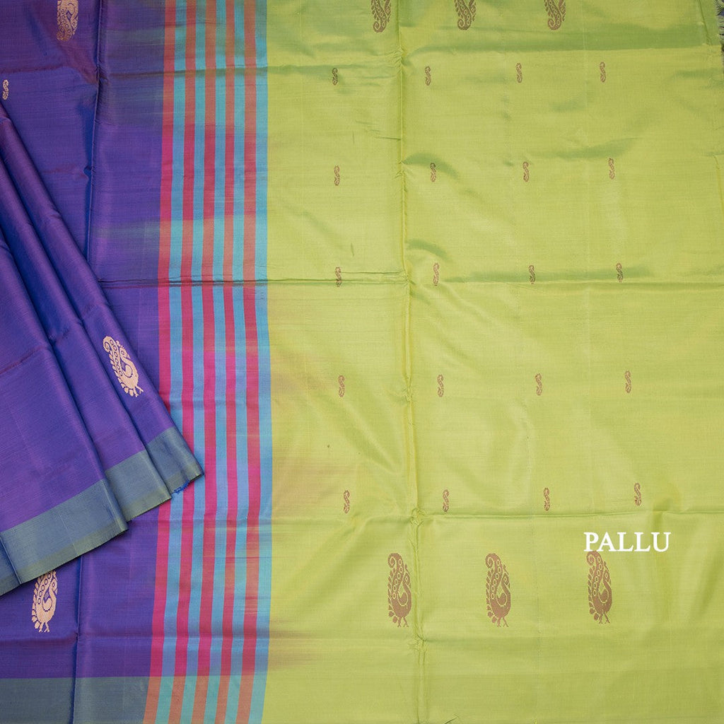 Vaazhai Naar Purple Saree With Thread Buttas And Contrast Pallu 02