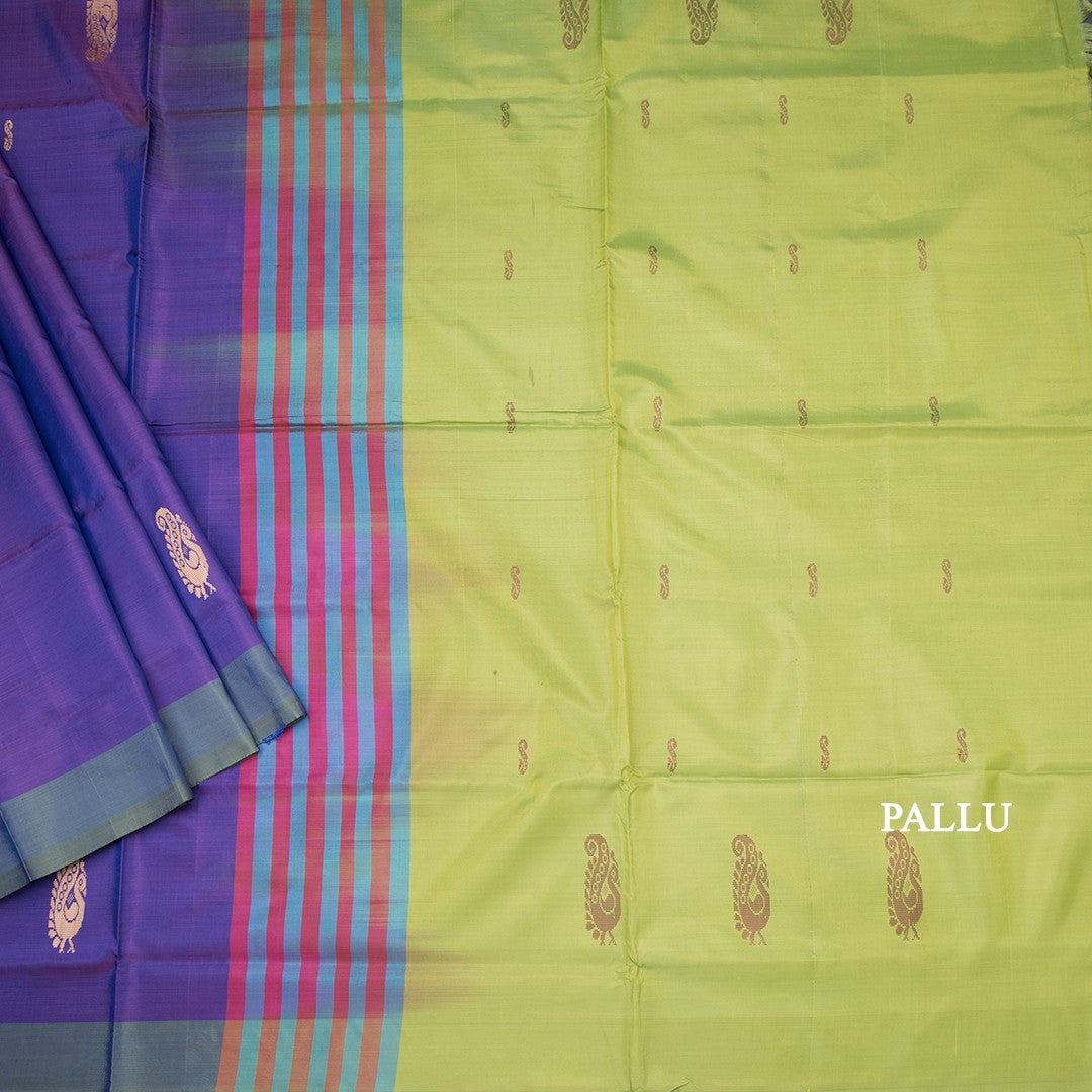Vaazhai Naar Purple Saree With Thread Buttas And Contrast Pallu 02