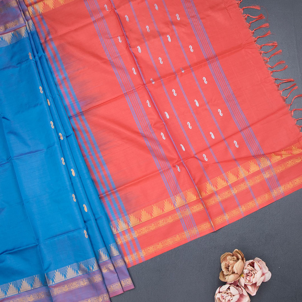 Vaazhai Naar Peacock Blue Saree With Thread Buttas And Contrast Pallu