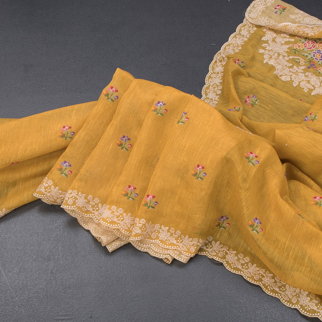 Raw Silk Yellow Floral Thread Buttas And Thread Border