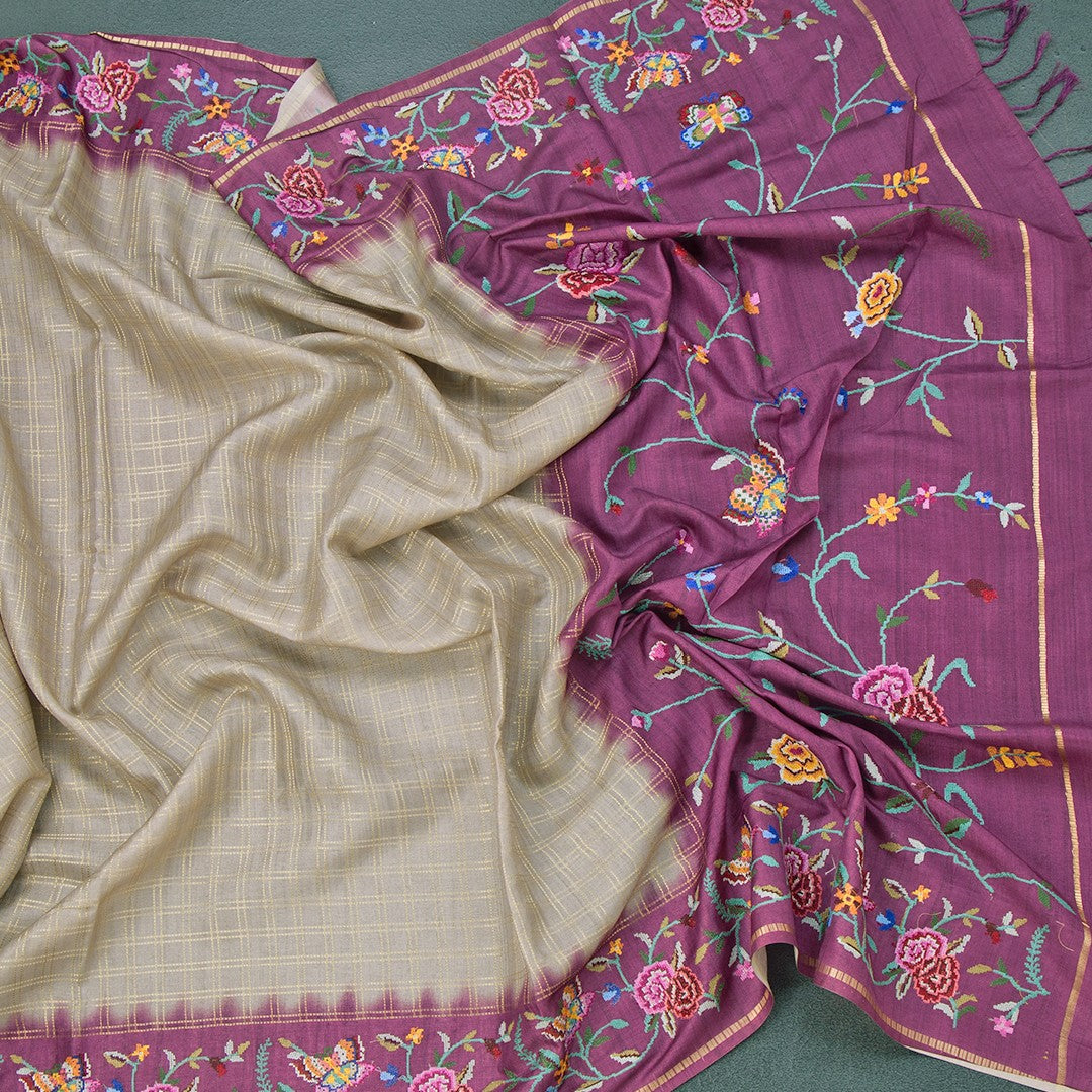 Raw Silk Grey Zari Checked Saree And Thread Border