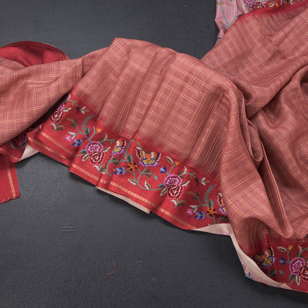Raw Silk Onion Pink Zari Checked Saree And Thread Border