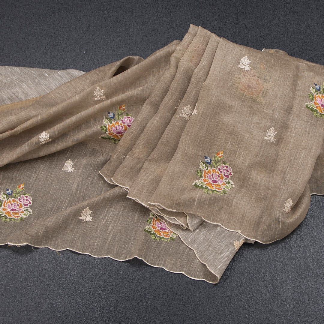 Linen Sage Green Borderless Thread Work Saree