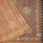 Linen Peach Saree With Painted Zari Thread Work