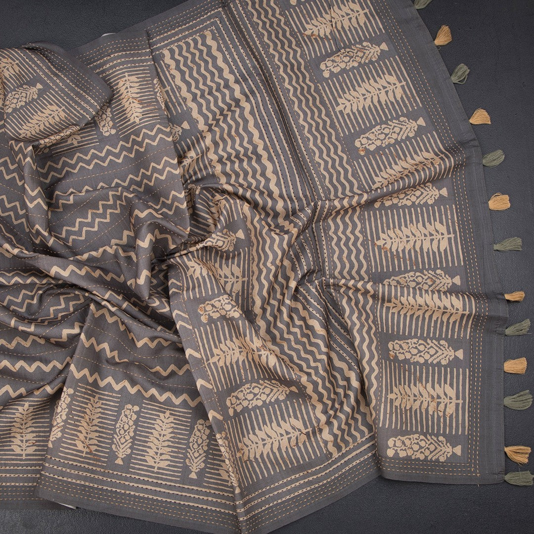 Raw Silk Grey Zig Zag Printed Saree