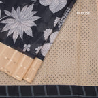 Kota Black Floral Printed Saree And Zari Checked Border 03