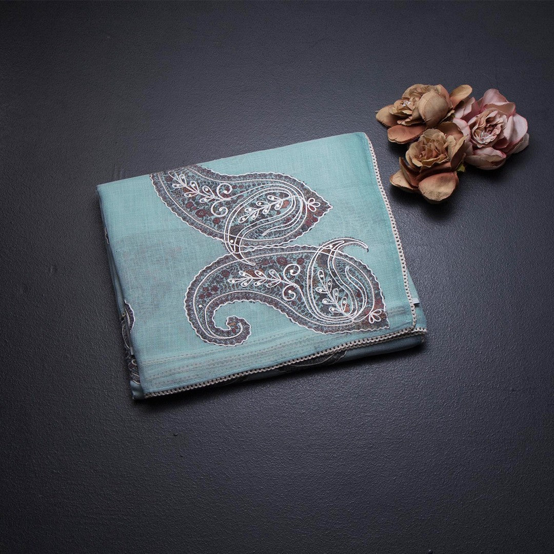 Linen Sea Green Borderless Thread Work Saree With Paisley Design