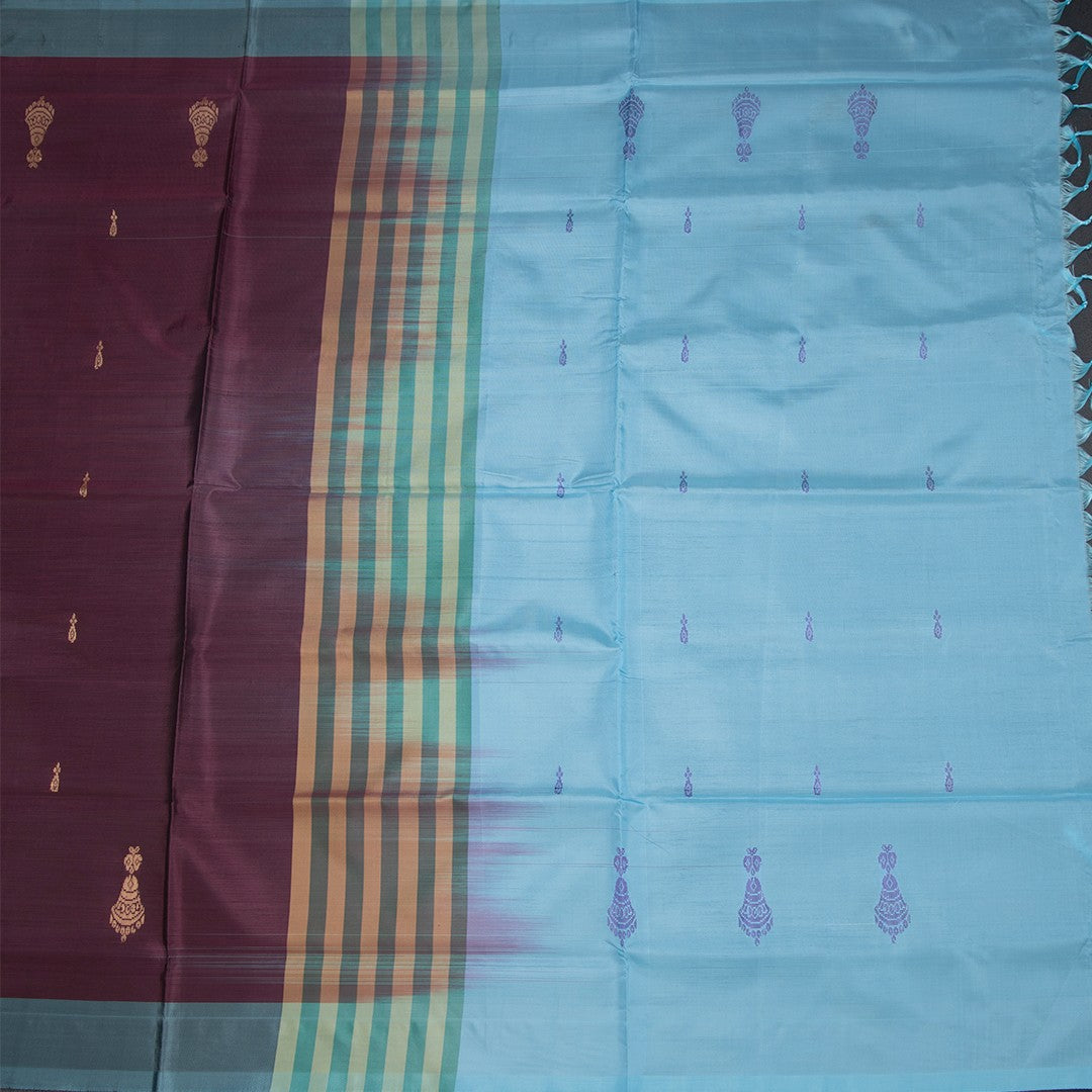 Vaazhai Naar Maroon Saree With Thread Buttas And Contrast Pallu
