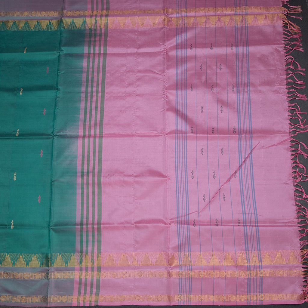 Vaazhai Naar Green Saree With Thread Buttas And Contrast Pallu