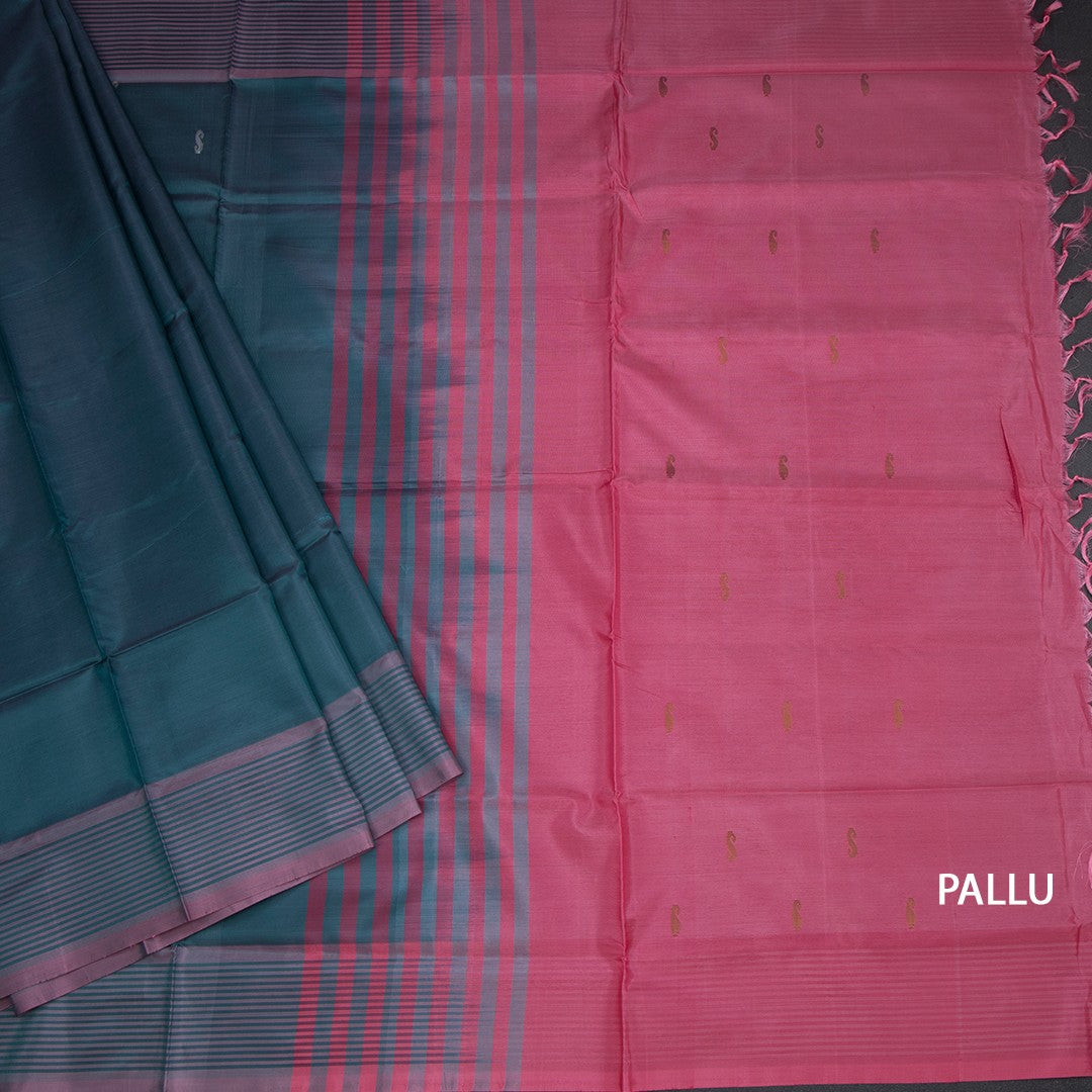 Vaazhai Naar Teal Green Saree With Thread Buttas And Contrast Pallu