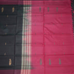 Vaazhai Naar Shot Colour Saree With Thread Buttas And Contrast Pallu 05