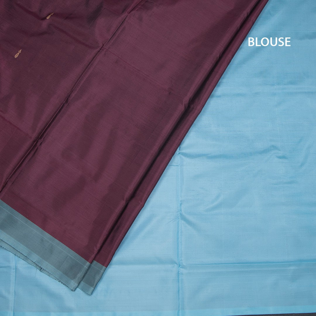 Vaazhai Naar Maroon Saree With Thread Buttas And Contrast Pallu 02
