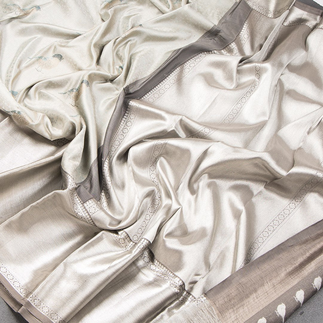 Silver Bird Inspired Silk Saree With Kanchi Border