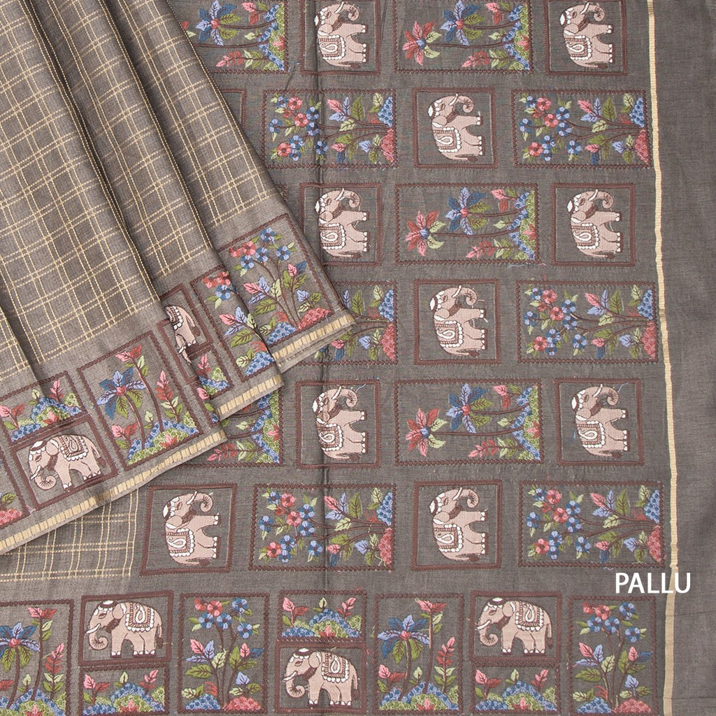 RTSR42119-3-Raw-Silk-Grey-Zari-Checked-With-Thread-Work-Saree-pallu
