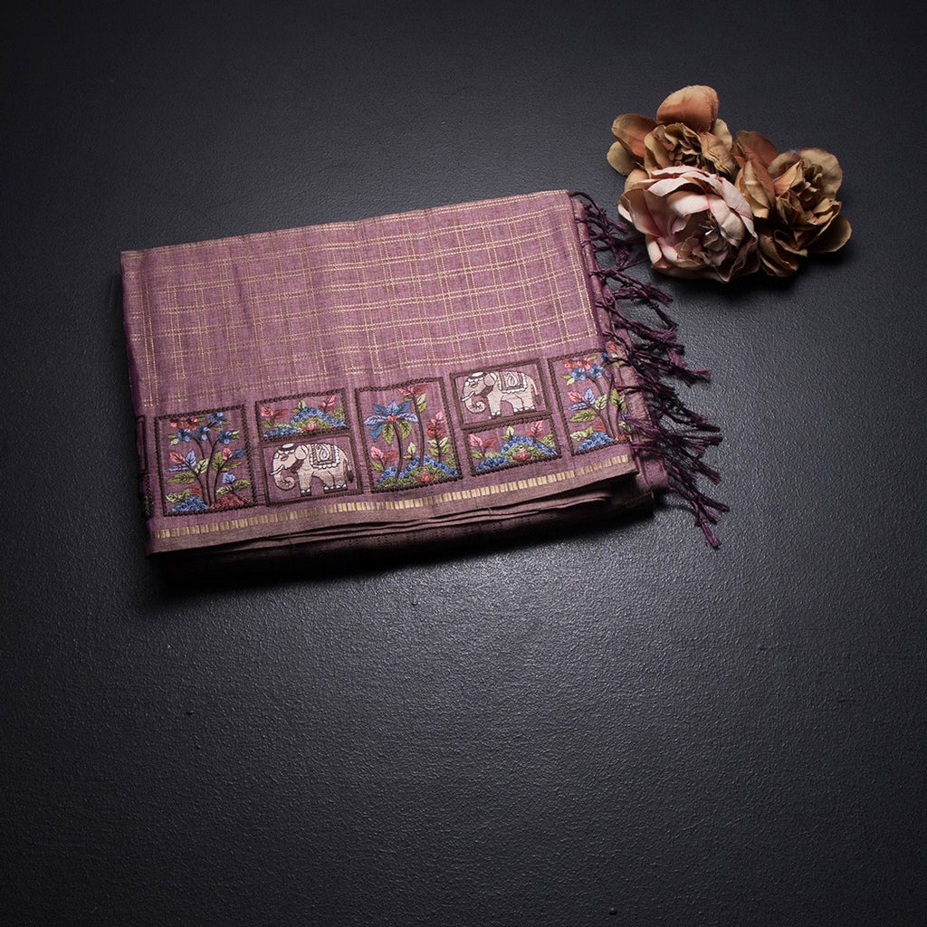 RTSR42120-1-Raw-Silk-Onion-Pink-Zari-Checked-With-Thread-Work-Saree-fold