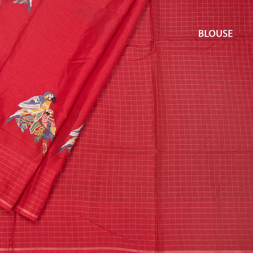 RTSR42124-4-Raw-Silk-Red-Zari-With-Thread-Work-Saree-In-Birds-Design-blouse