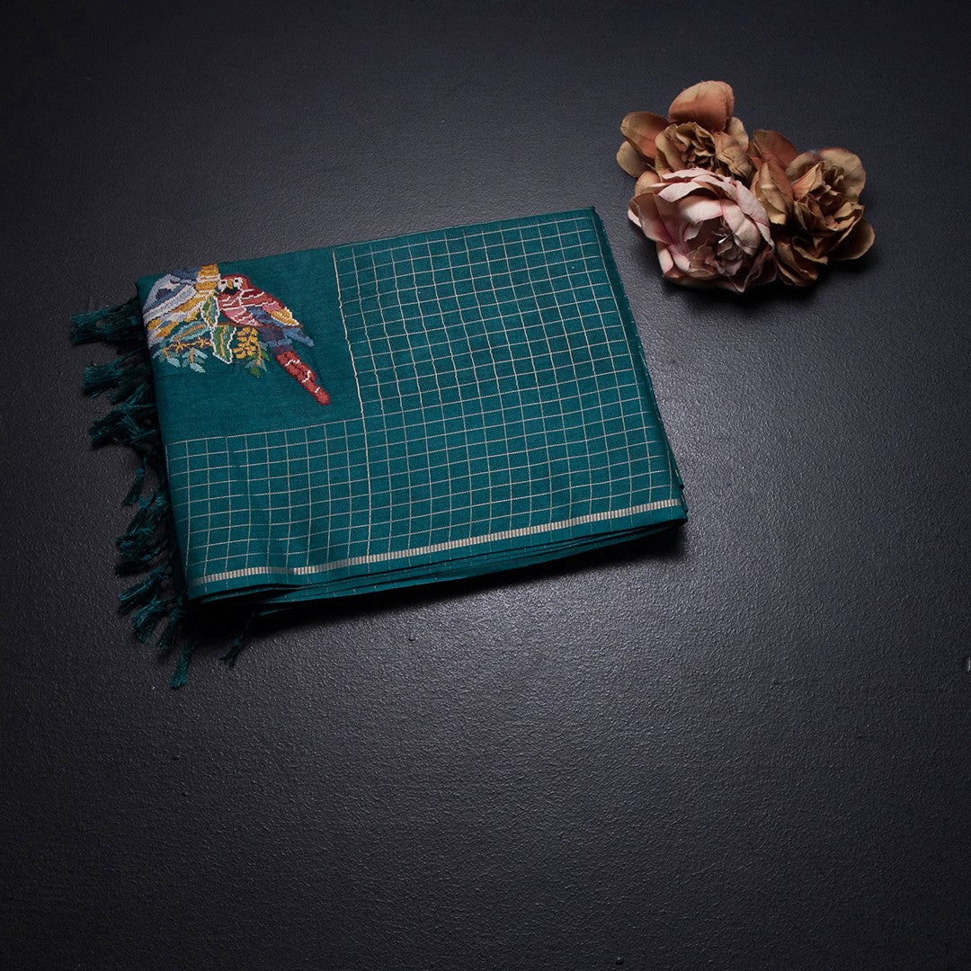 RTSR42127-1-Raw-Silk-Teal-Green-Zari-With-Thread-Work-Saree-In-Birds-Design-fold