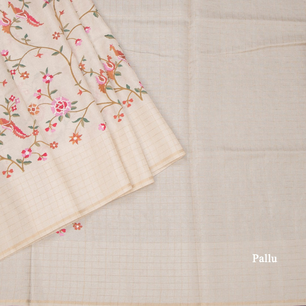RTSR42136-3-Raw-Silk-Cream-Zari-With-Thread-Work-Saree-In-Birds-Design-pallu