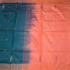 RTSR42145-2-Vaazhai-Naar-Peacock-Blue-Saree-With-Thread-Buttas-And-Contrast-Pallu-04-full-veiw