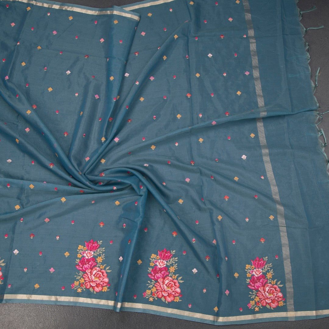 RTSR42154-5-Organza-Greyish-Blue-Thread-Work-Saree-crush