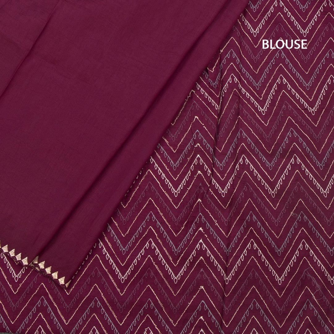 RTSR42180-4-Raw-Silk-Wine-Thread-Work-Saree-With-Birds-Design-blouse