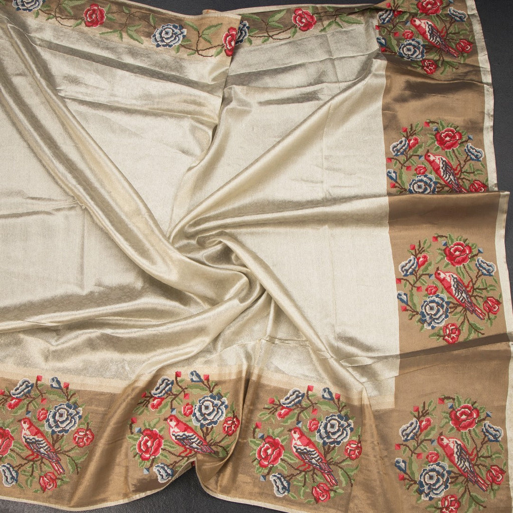 RTSR42200-5-Tissue-Silver-Saree-And-Thread-Border-03-crush