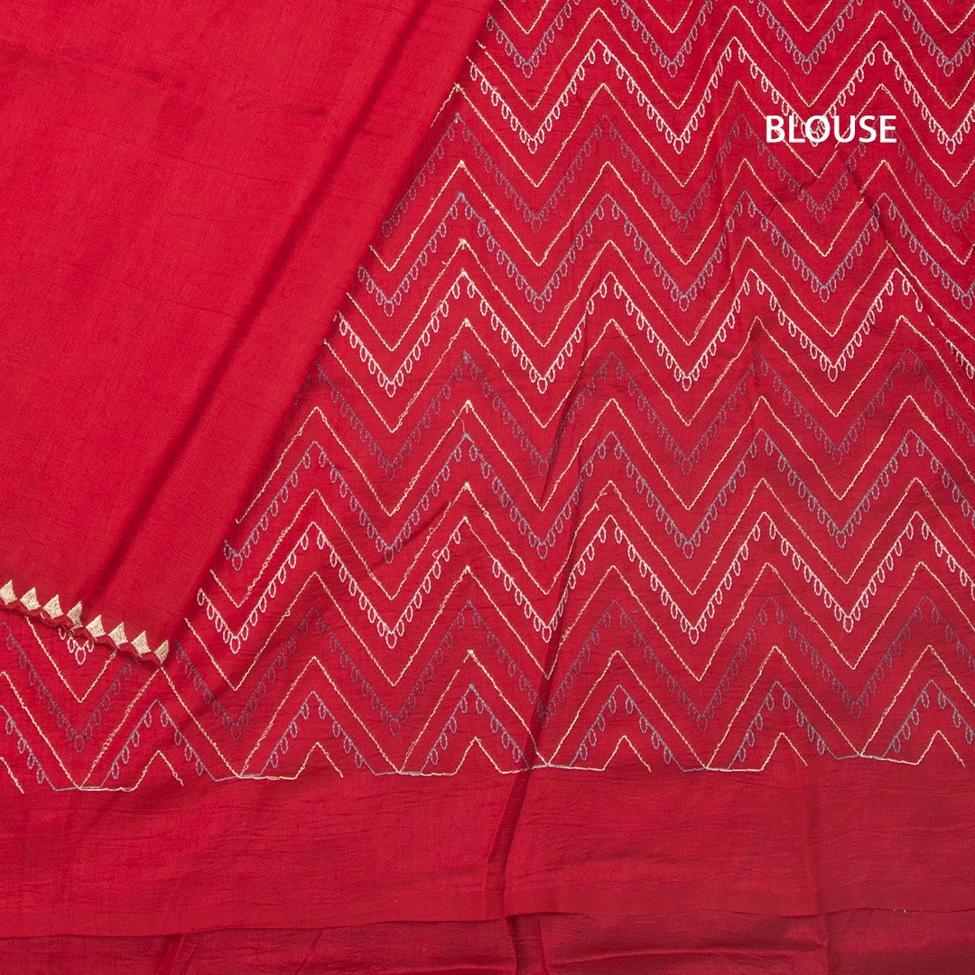 RTSR42211-4-Raw-Silk-Pinkish-Red-Thread-Work-Saree-With-Birds-Design-blouse