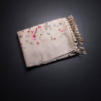 RTSR42213-1-Raw-Silk-Cream-Thread-Work-Saree-With-Birds-Design-02-fold