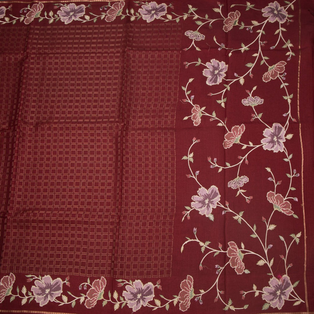 RTSR42216-2-Raw-Silk-Maroon-Zari-Checked-Saree-And-Floral-Thread-Border-02-full-veiw