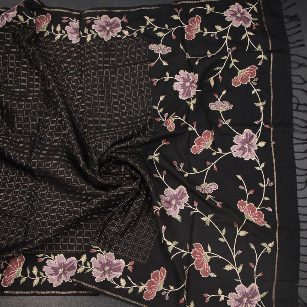 RTSR42218-5-Raw-Silk-Black-Zari-Checked-Saree-And-Floral-Thread-Border-crush