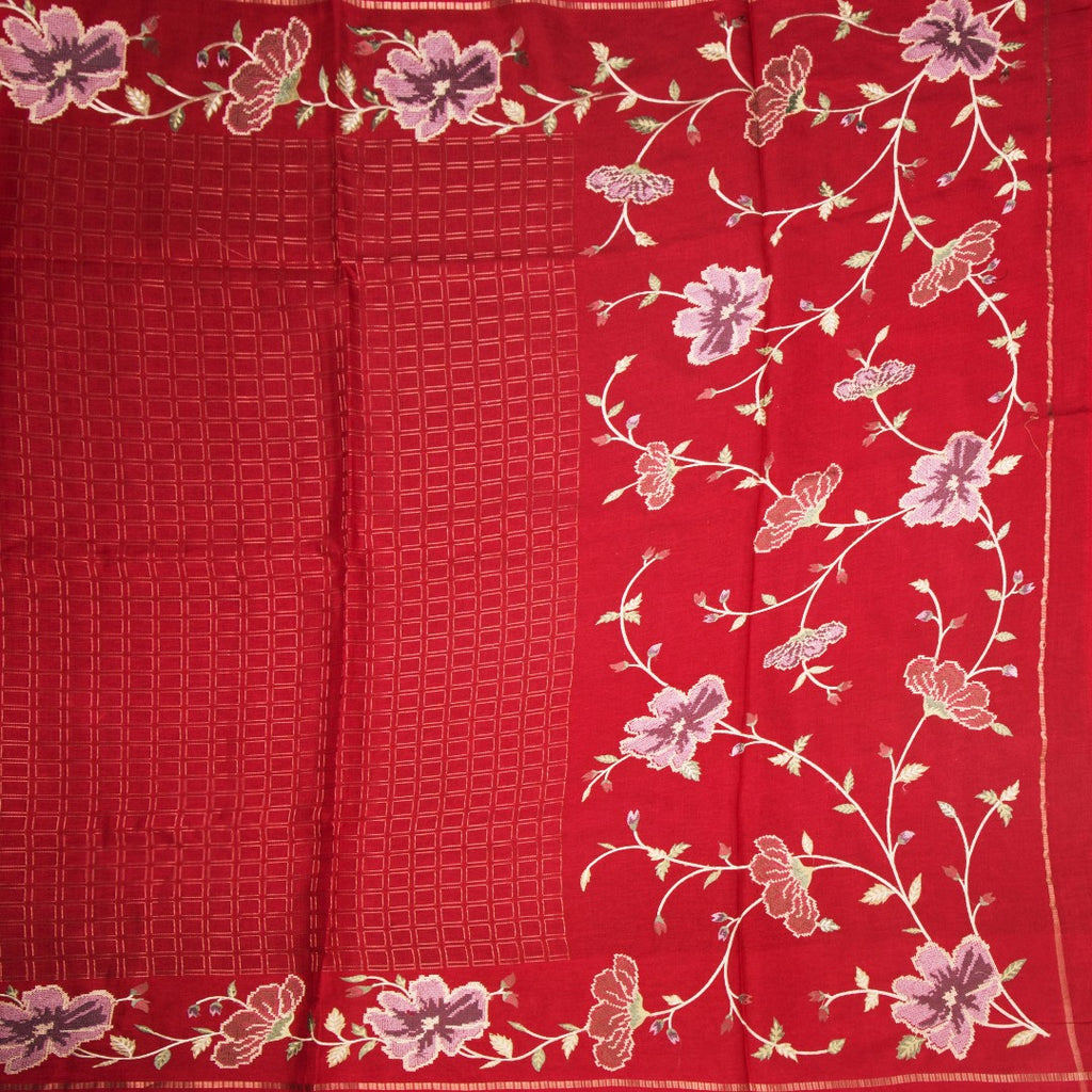 RTSR42222-2-Raw-Silk-Red-Zari-Checked-Saree-And-Floral-Thread-Border-02-full-veiw