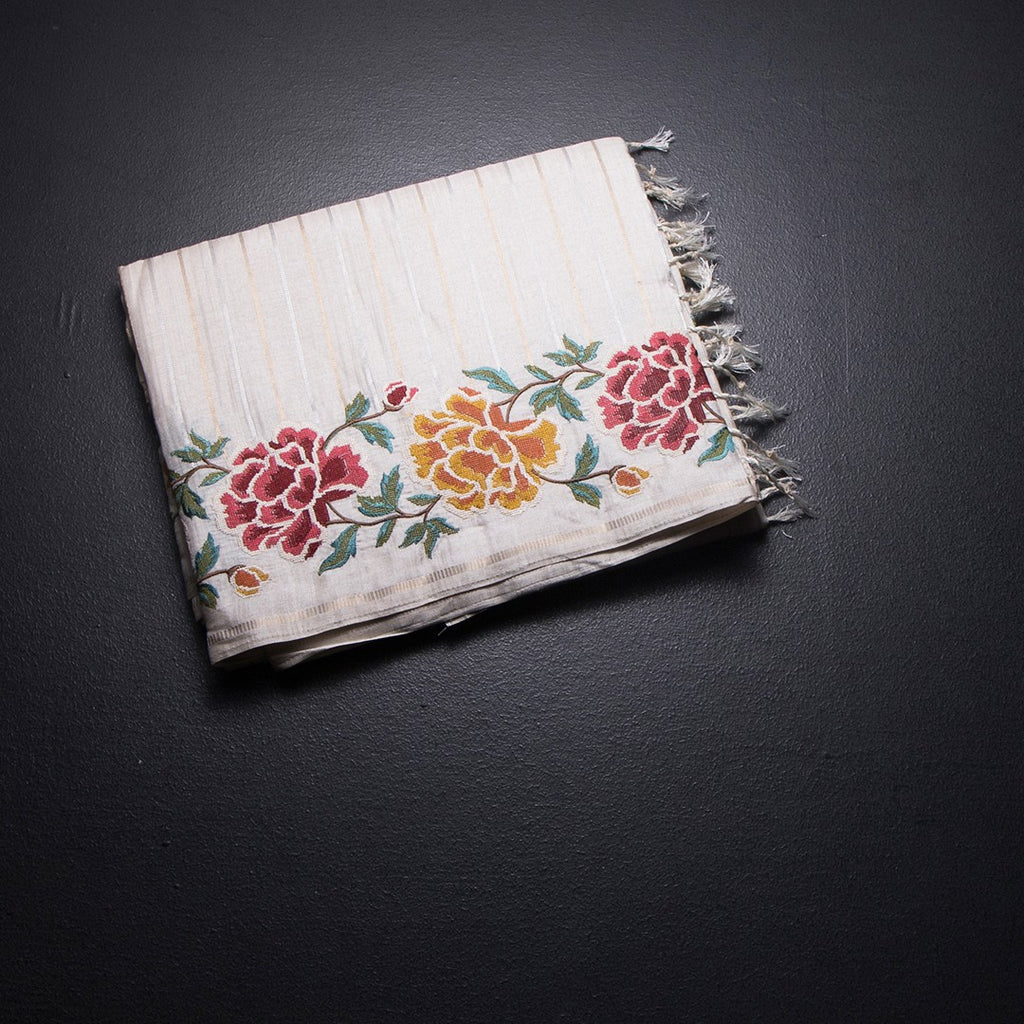 RTSR42228-1-Raw-Silk-Cream-Zari-Stripes-Saree-And-Floral-Thread-Border-fold