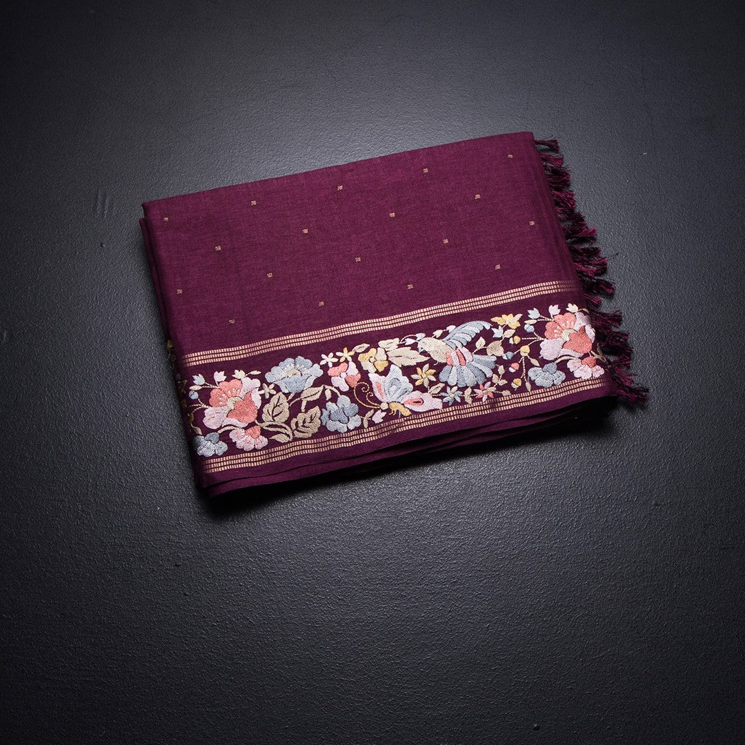 RTSR42262-1-Raw-Silk-Wine-Colour-Saree-With-Zari-Buttas-And-Thread-Border-fold