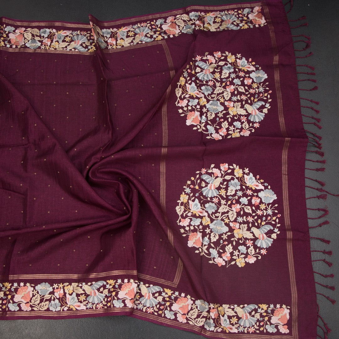 RTSR42262-5-Raw-Silk-Wine-Colour-Saree-With-Zari-Buttas-And-Thread-Border-crush