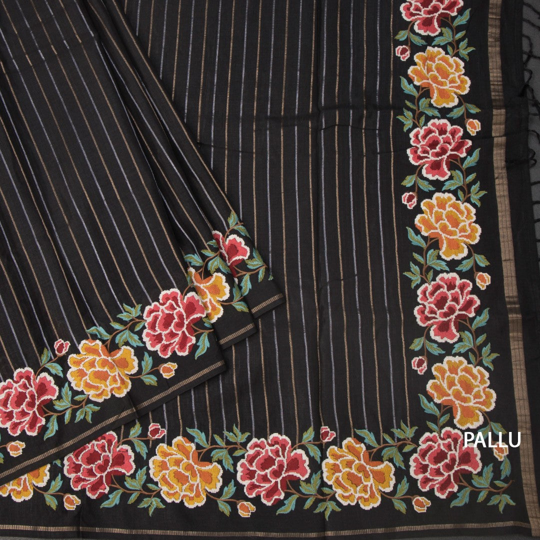 RTSR42275-3-Raw-Silk-Black-Zari-Stripes-Saree-And-Floral-Thread-Border-pallu