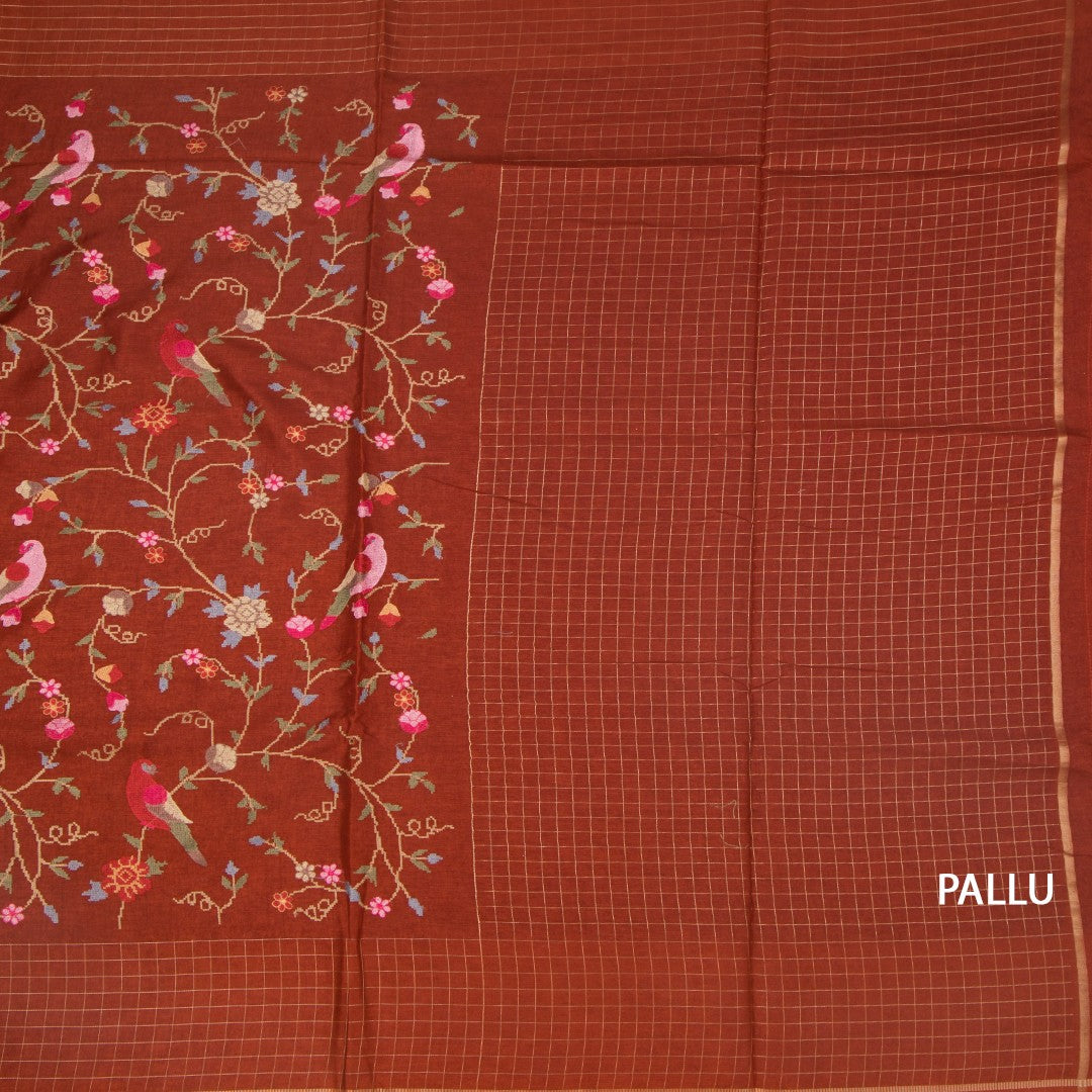 RTSR42303-2-Raw-Silk-Rust-Brown-Thread-Work-Saree-With-Birds-Design-pallu