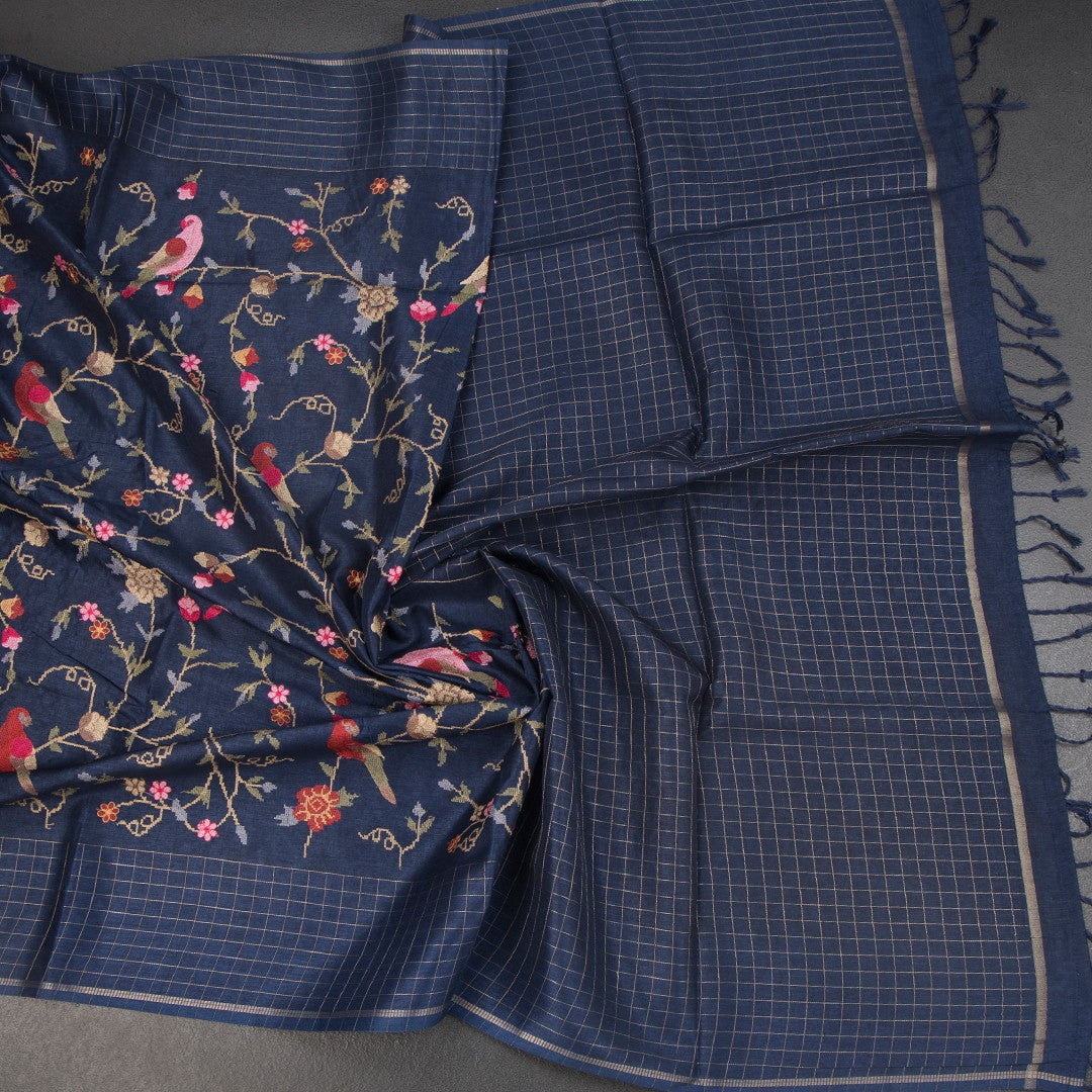 RTSR42305-4-Raw-Silk-Dark-Blue-Thread-Work-Saree-With-Birds-Design-crush