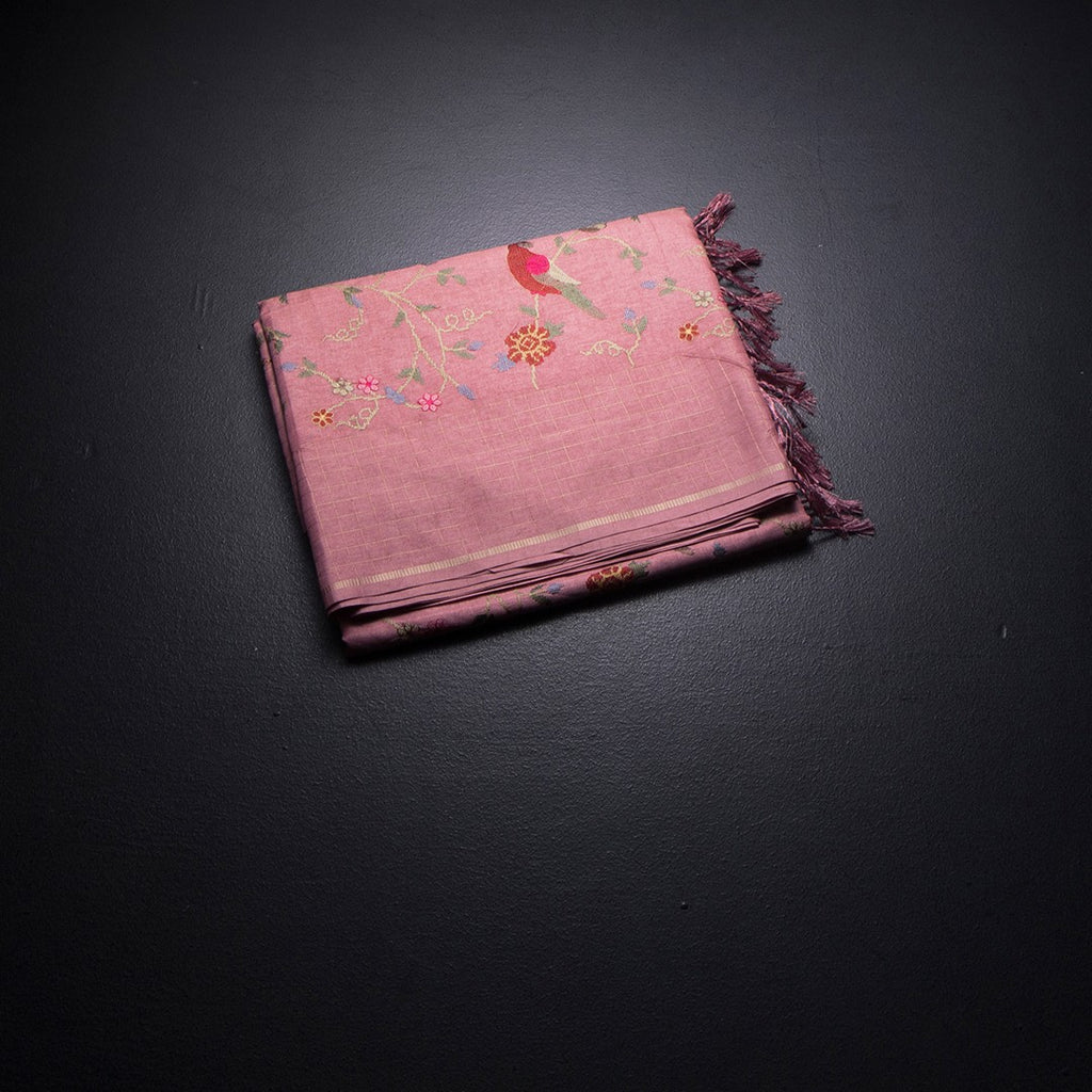 RTSR42306-1-Raw-Silk-Light-Pink-Thread-Work-Saree-With-Birds-Design-fold