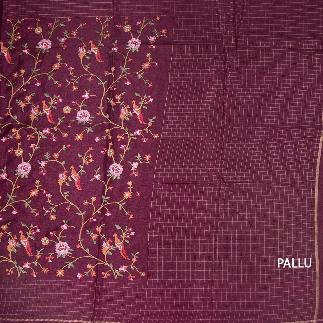 RTSR42308-2-Raw-Silk-Wine-Thread-Work-Saree-With-Birds-Design-03-pallu