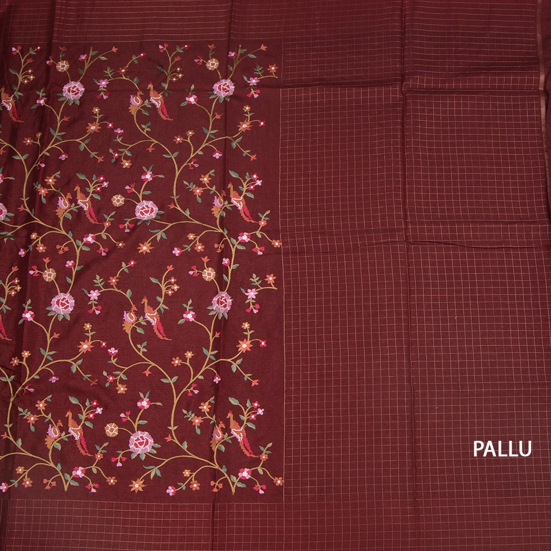 RTSR42311-2-Raw-Silk-Maroon-Thread-Work-Saree-With-Birds-Design-03-pallu