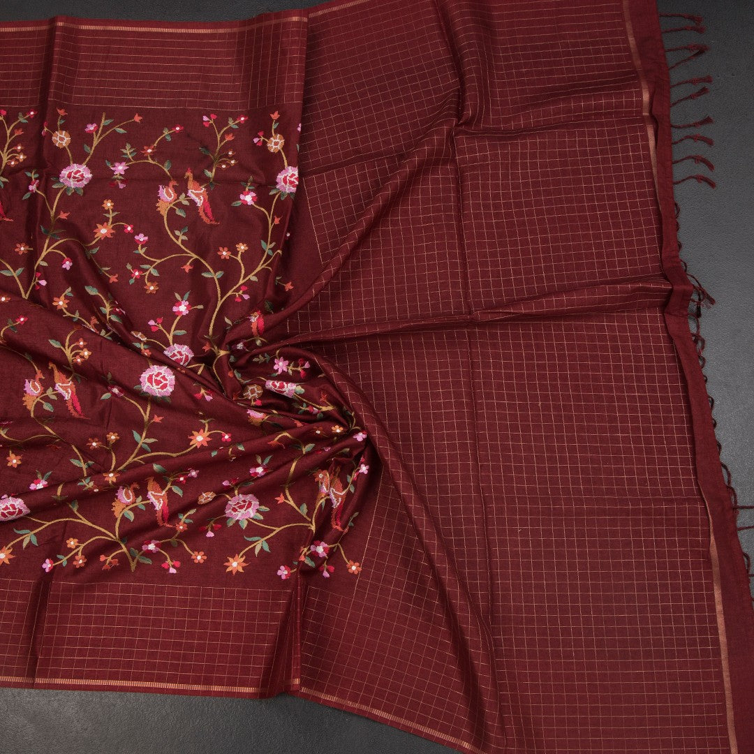 RTSR42311-4-Raw-Silk-Maroon-Thread-Work-Saree-With-Birds-Design-03-crush