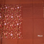RTSR42314-2-Raw-Silk-Rust-Brown-Thread-Work-Saree-With-Birds-Design-02-pallu