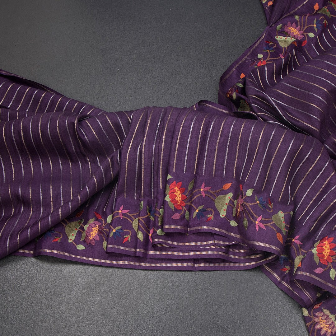 RTSR42321-Raw-Silk-Dark-Purple-Zari-Stripes-Saree-And-Thread-Border-02-main