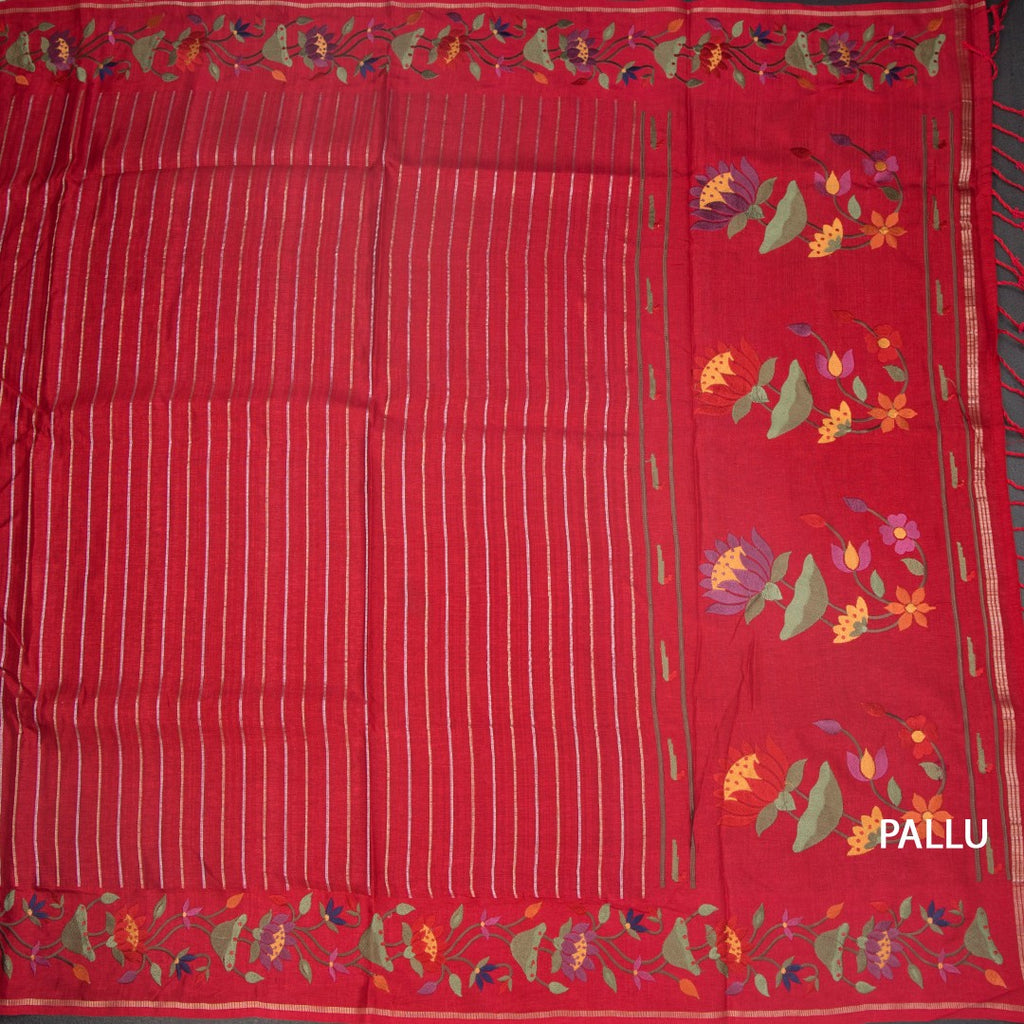 RTSR42322-2-Raw-Silk-Red-Zari-Stripes-Saree-And-Thread-Border-02-pallu