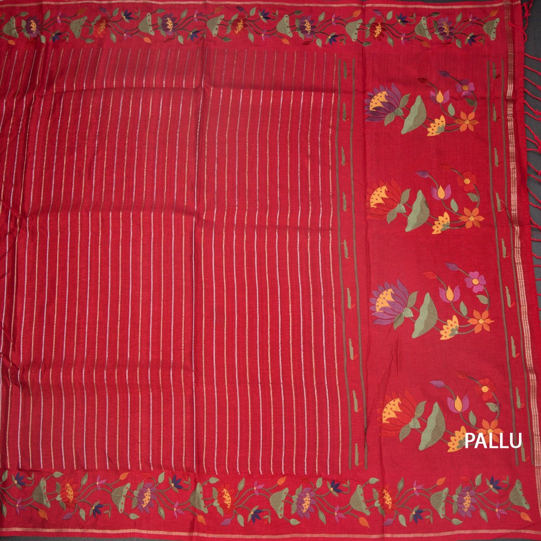 RTSR42322-2-Raw-Silk-Red-Zari-Stripes-Saree-And-Thread-Border-02-pallu