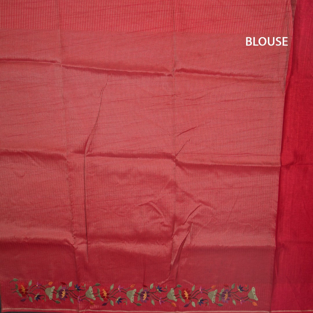 RTSR42322-3-Raw-Silk-Red-Zari-Stripes-Saree-And-Thread-Border-02-blouse