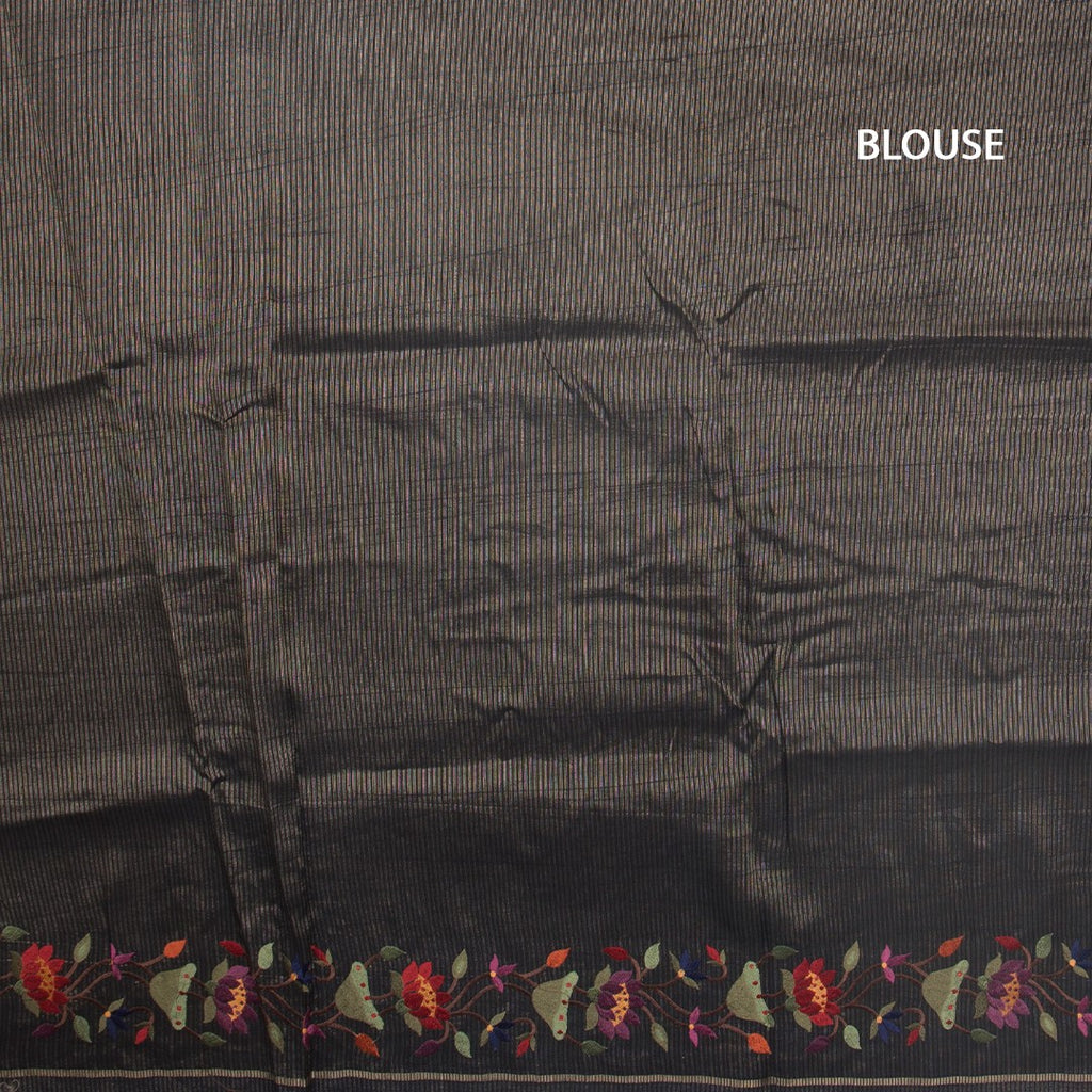 RTSR42323-3-Raw-Silk-Black-Zari-Stripes-Saree-And-Thread-Border-02-blouse