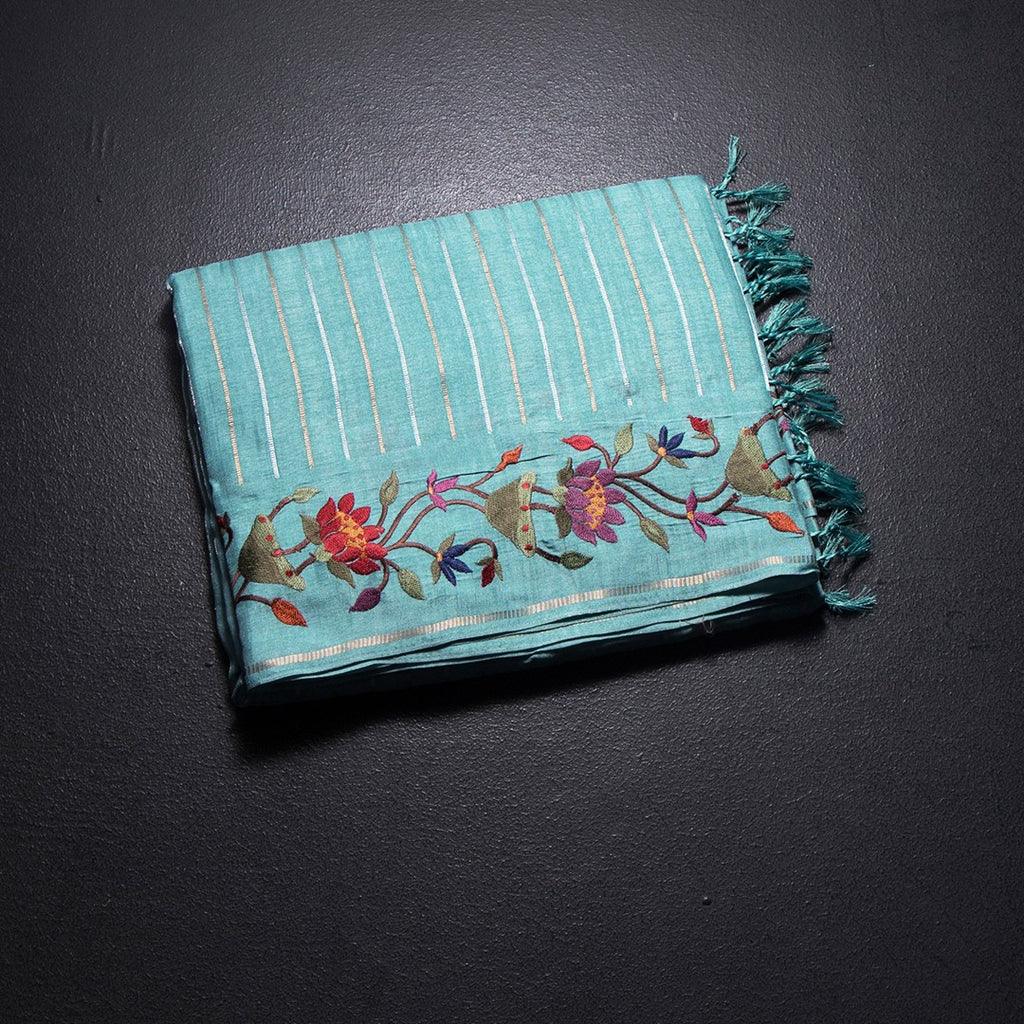 RTSR42325-1-Raw-Silk-Sky-Blue-Zari-Stripes-Saree-And-Thread-Border-02-fold