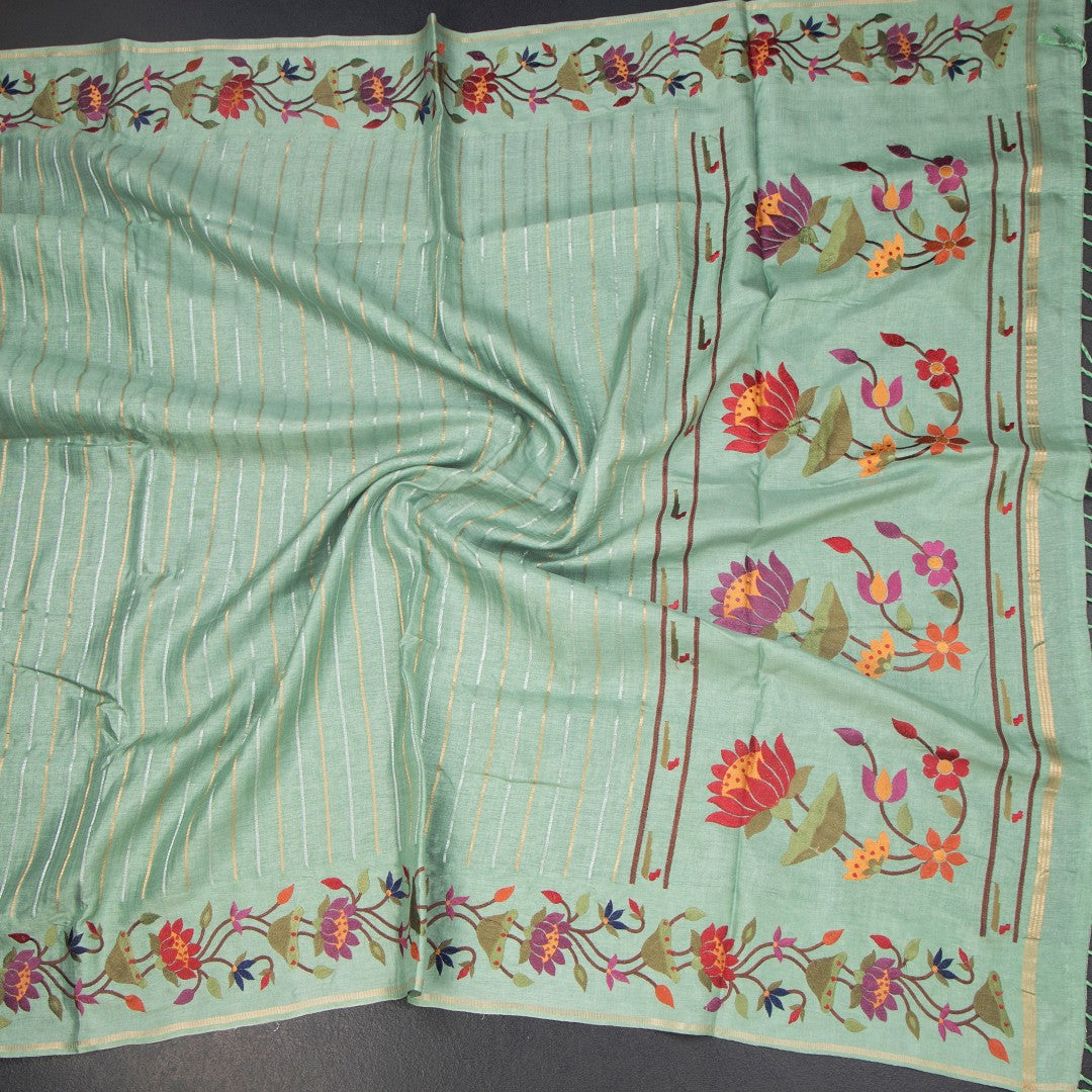 RTSR42329-4-Raw-Silk-Pista-Green-Zari-Stripes-Saree-And-Thread-Border-04-crush